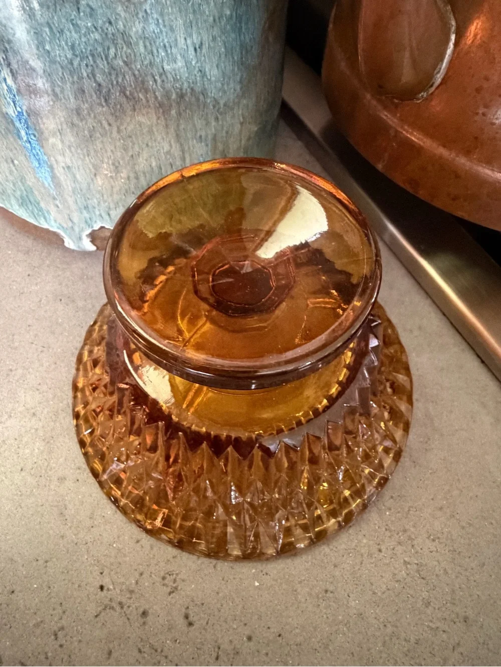Vintage Amber Glass Fairy Lamp - Picture 2 of 3